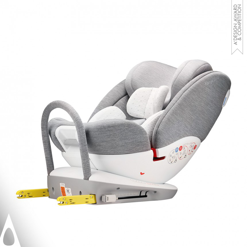 Silver Baby, Kids' and Children's Products Design Award Winner 2022 Kango Dad Funtrip V141 Baby Car Seat  