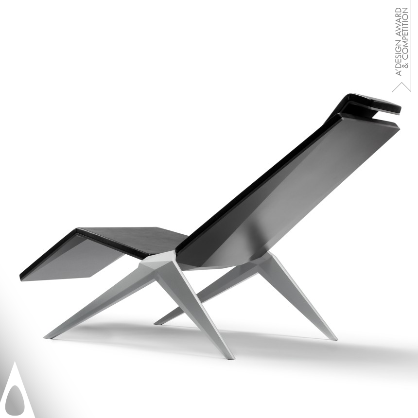 Iron Furniture Design Award Winner 2022 Good Day Chaise Lounge Chair 