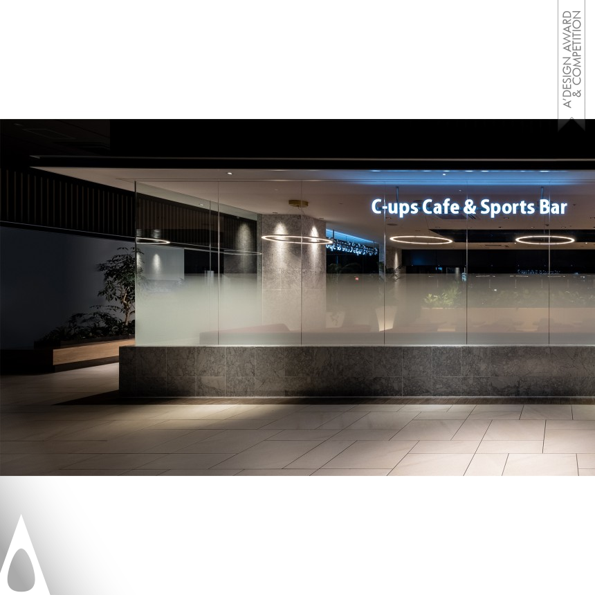 Tetsuya Matsumoto's Wavy Stillness Sports Bar