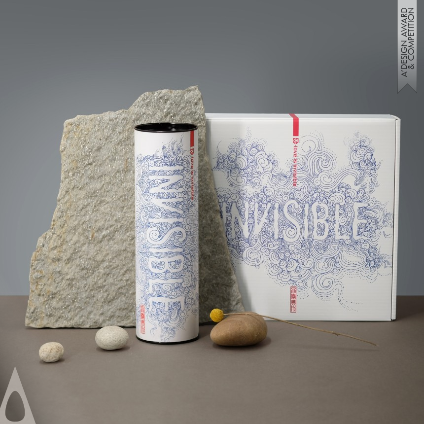 En Ke's Love is Invisible Packaging