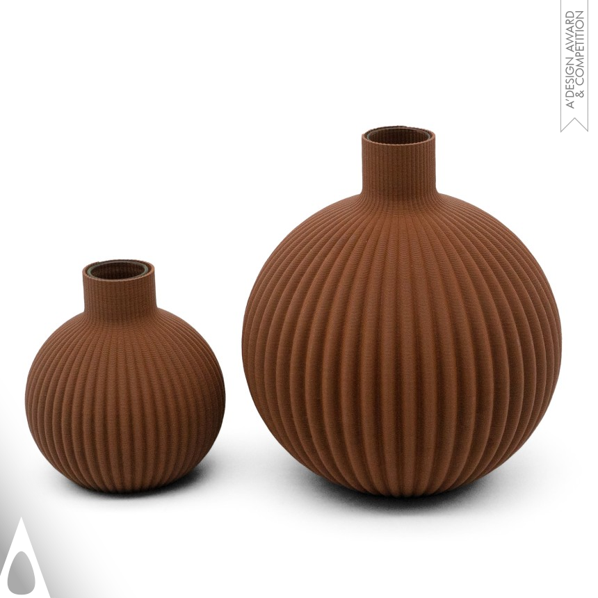 Iron Furniture Design Award Winner 2022 Ribbing Vase 