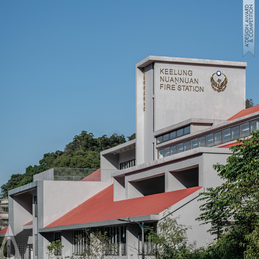 Chuan-Chih Chang, Joe Lin and Yeling Chen's The Big Roof Fire Station