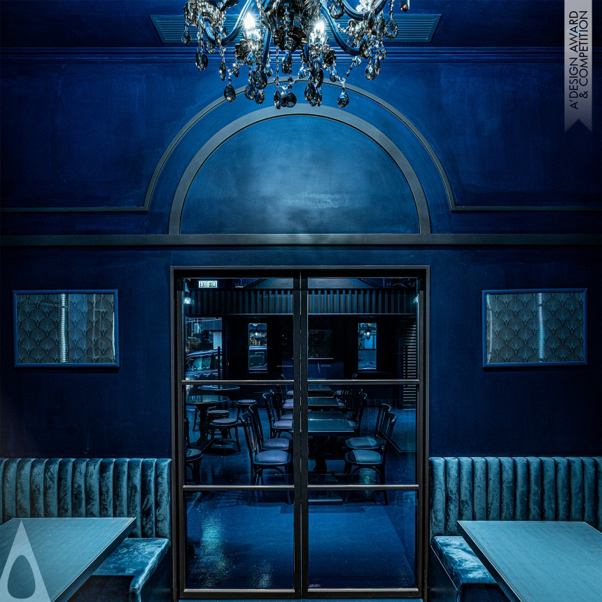 Alvan Suen's Monmono Blue Restaurant and Gallery