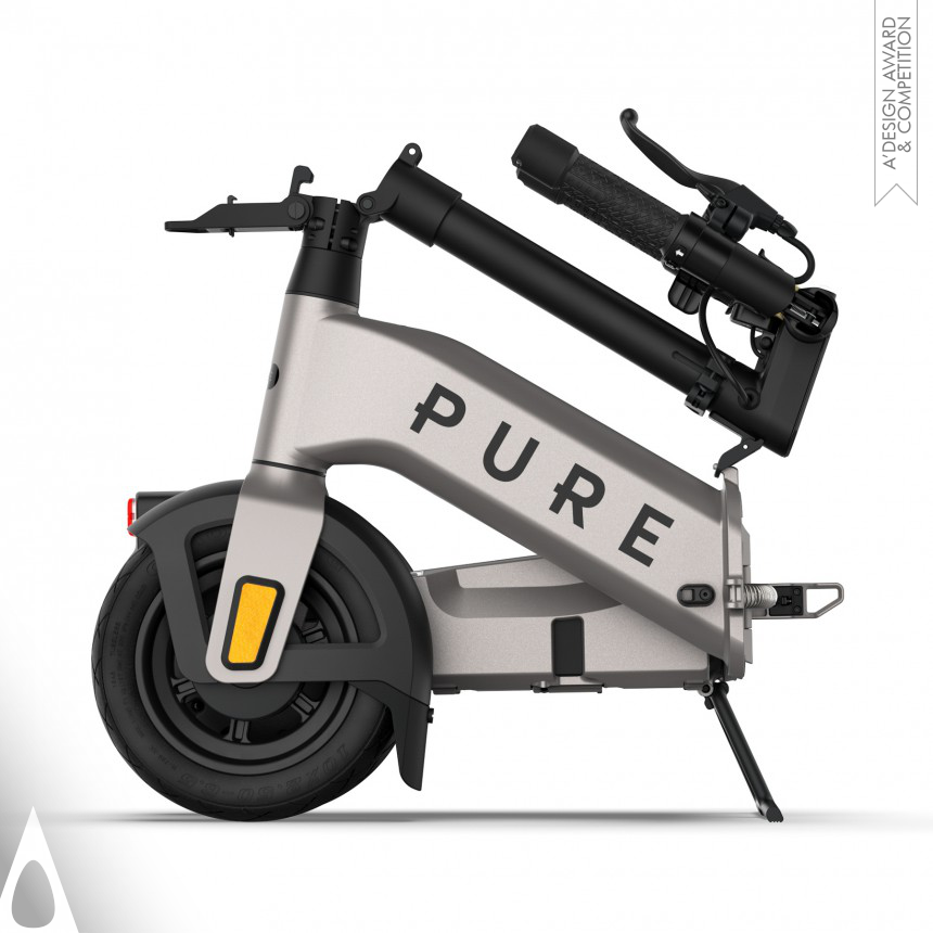Platinum Scooter Design Award Winner 2023 Pure Advance Flex Electric Scooter 