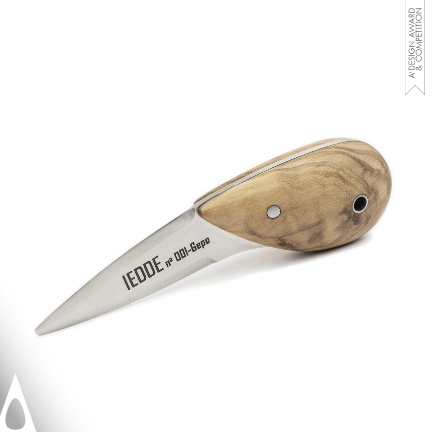 Giuliano Ricciardi Mussel Knife