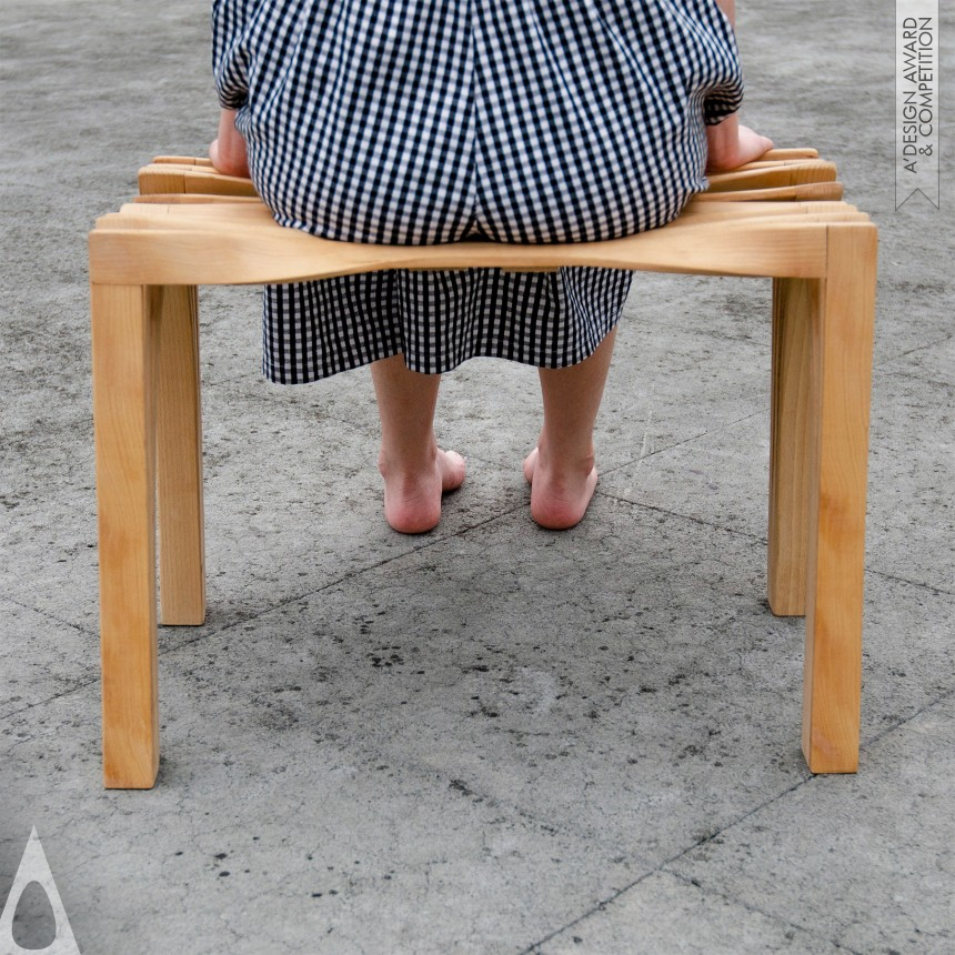 Kuan-Cheng Chen's Flip Chair