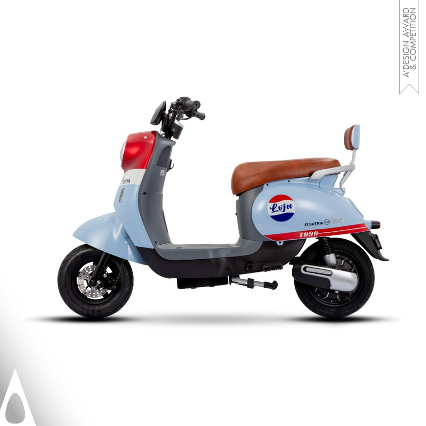 Bronze Scooter Design Award Winner 2024 Luna Electric Scooter 