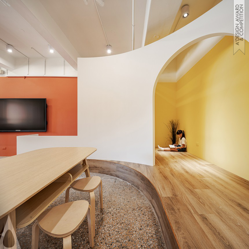 Bronze Interior Space and Exhibition Design Award Winner 2024 Renai Art Lab Classroom Renovation 