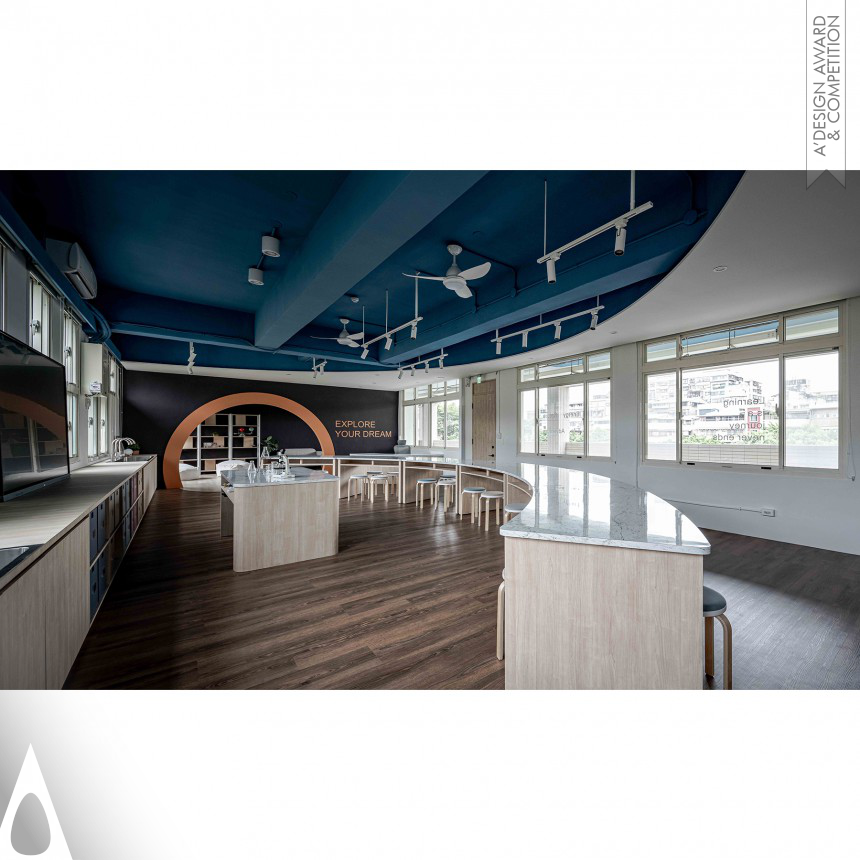 Silver Interior Space and Exhibition Design Award Winner 2024 Huajiang Science Lab Classroom Renovation 