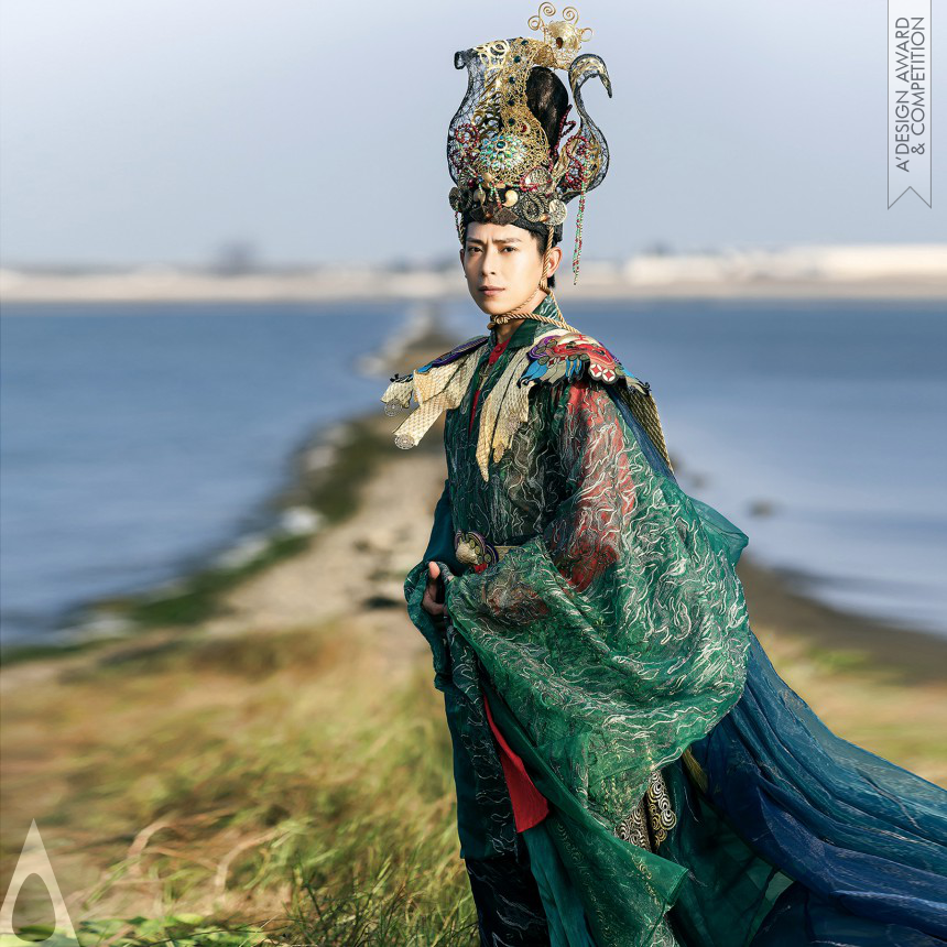 Chihsiang Li Fashionable Guan Gong