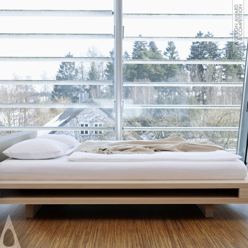 Silver Furniture Design Award Winner 2012 Guten Morgen - Pure Light Bed 