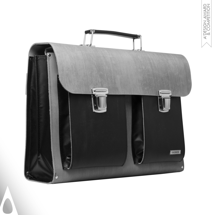 Silver Fashion and Travel Accessories Design Award Winner 2014 The Principal Briefcase 