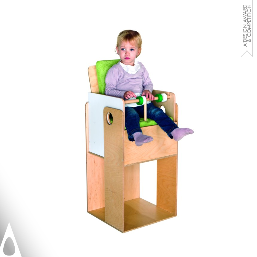 Bronze Baby, Kids' and Children's Products Design Award Winner 2014 oUeat Multifunctional highchair  