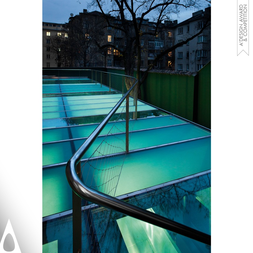 Swimming pool / Terrace - Silver Architecture, Building and Structure Design Award Winner