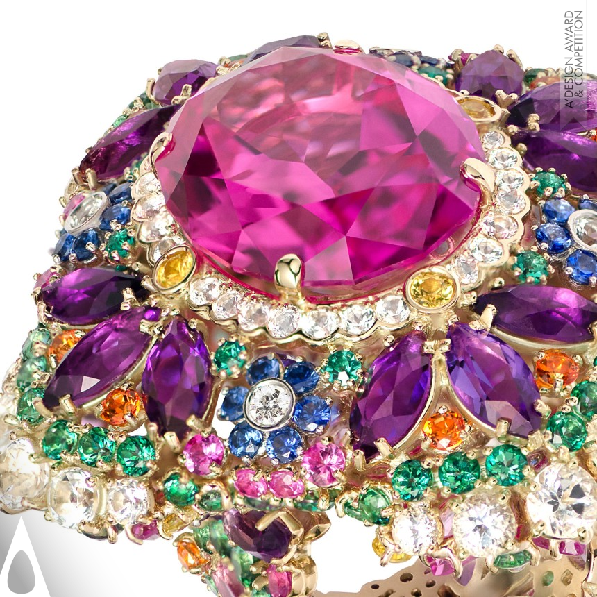 Golden Jewelry Design Award Winner 2014 The Great Goddess Isida Diamond Ring 