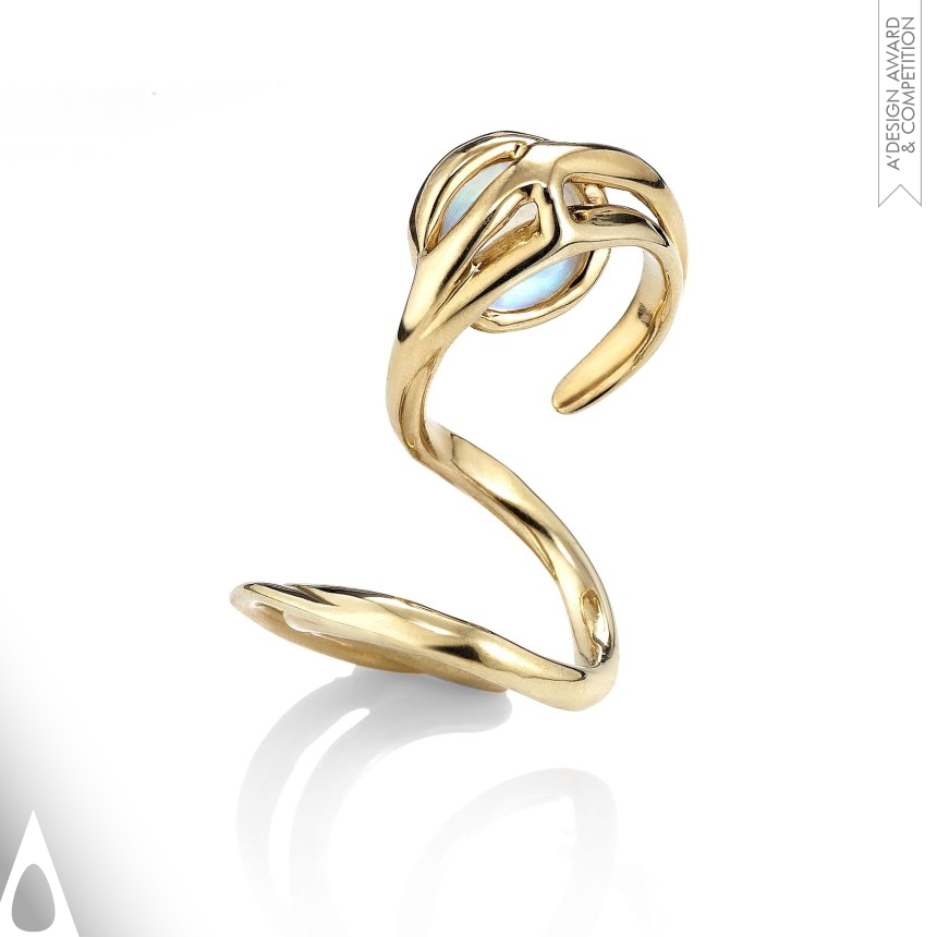 Silver Jewelry Design Award Winner 2014 Moon Curve Ring 