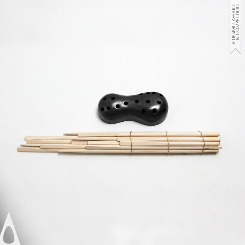 In-Hwan Hwang's WS-51 Slipper stand