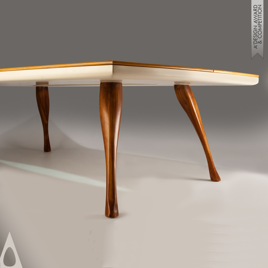 Gerardo Rios Altamirano's Aero Dining Table