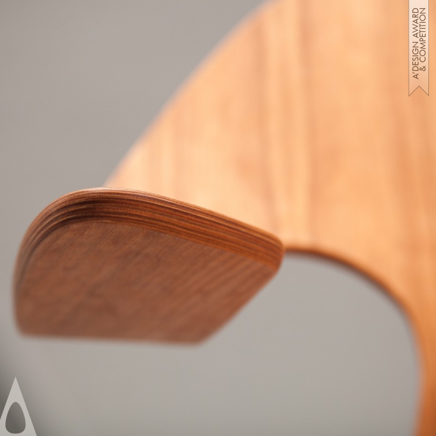 Xander Bremer's Cirro Lounge Chair