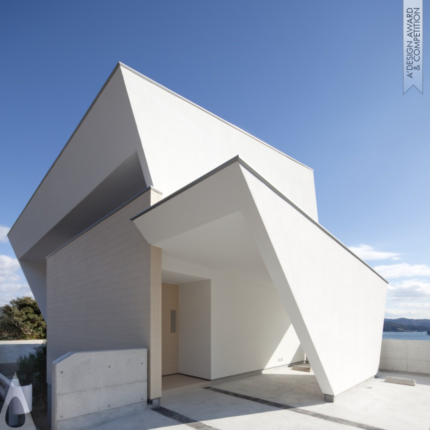 I-house [House of Horizon] designed by Masahiko Sato