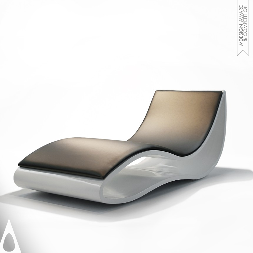 LA Chaise Longue - Silver Furniture Design Award Winner