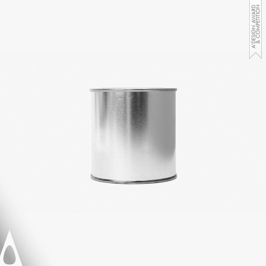 013 - THE SCENTED CANDLE designed by Simon Freund