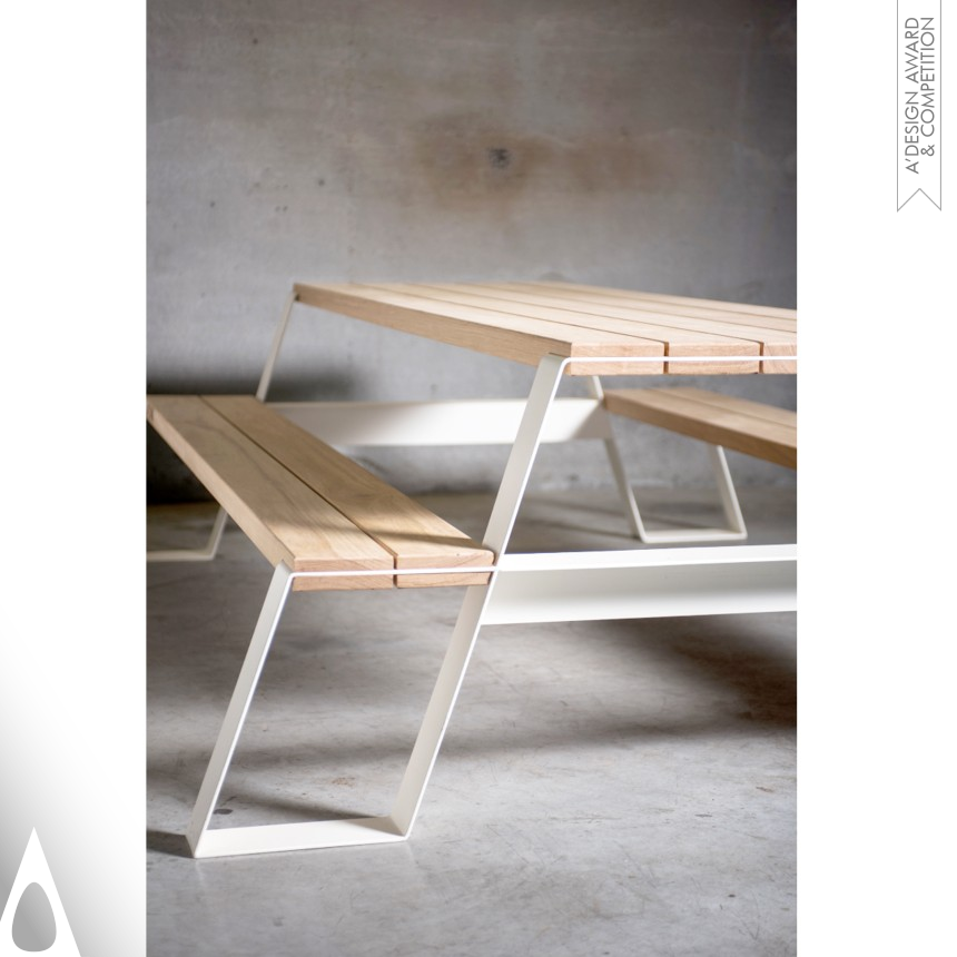 Jonas Willems's Vonk Fuse Picknicktable