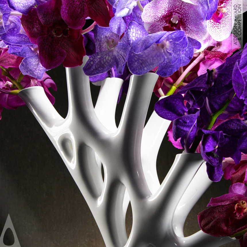 CORAL VASE - Golden 3D Printed Forms and Products Design Award Winner