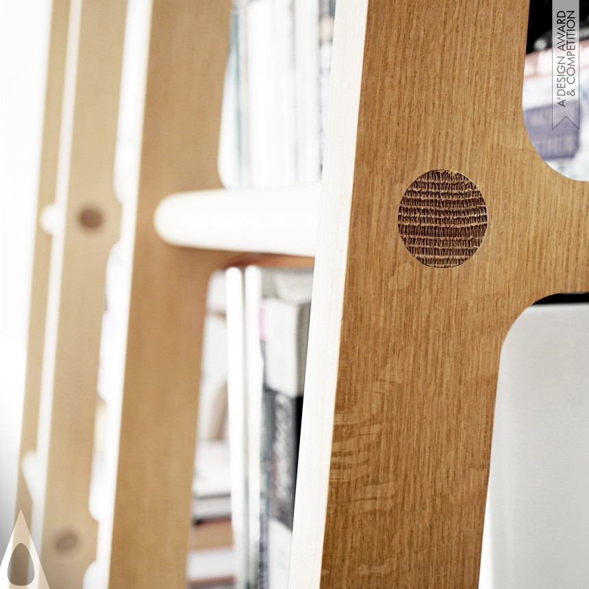 Huxley's Ladder Bookshelves - Golden Furniture Design Award Winner