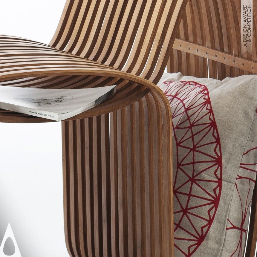 gridesign studio's Bow tie chair Armchair