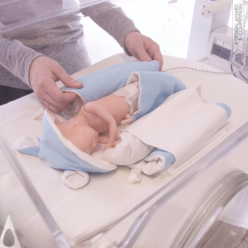 The Hugsy Team's Hugsy Multifunctional blanket for neonates