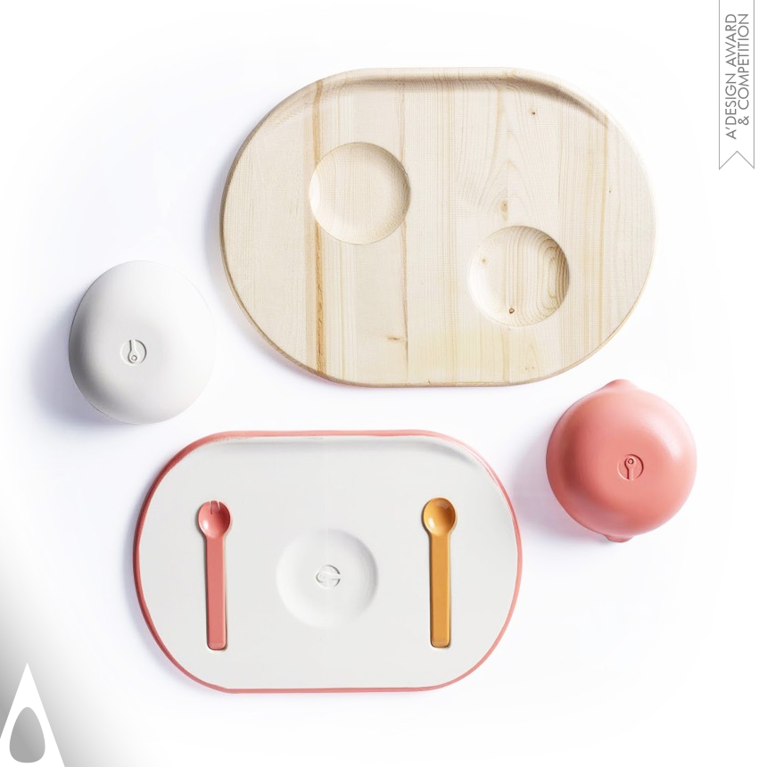 Silver Baby, Kids' and Children's Products Design Award Winner 2016 Ium Sensory tableware set 