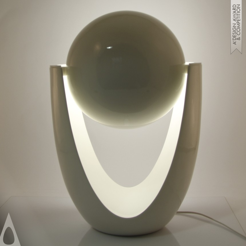 Alessandra Scarfò's Pantarei Lamp Table lamp