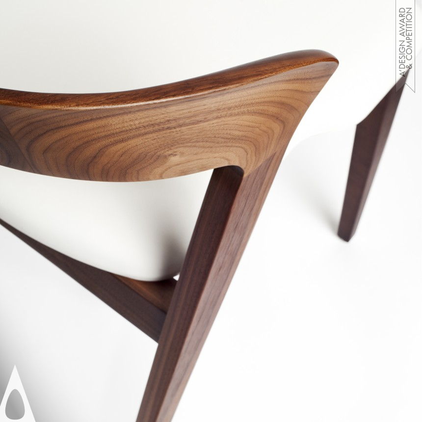 Guideline's Tulip Dining Chair