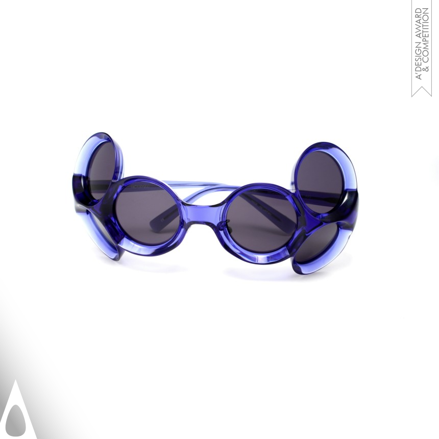 FA-087 "THE SIX EYES" - Iron Futuristic Design Award Winner