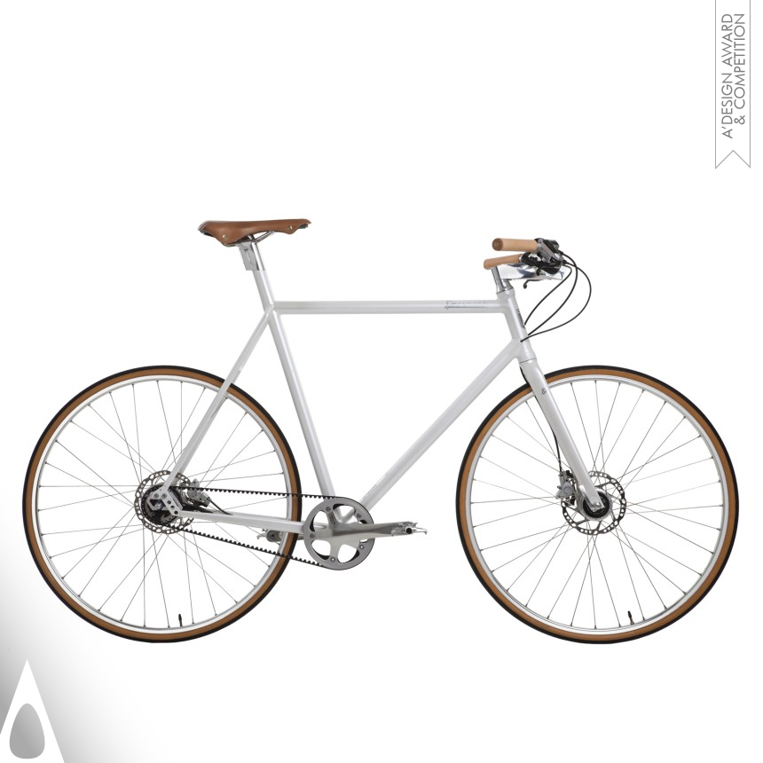 Silver Vehicle, Mobility and Transportation Design Award Winner 2016 Favorit Bikes Retro Bike 