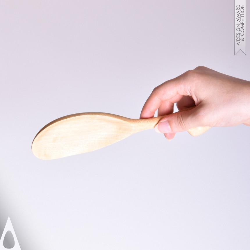 Wooden spoon - Iron Bakeware, Tableware, Drinkware and Cookware Design Award Winner