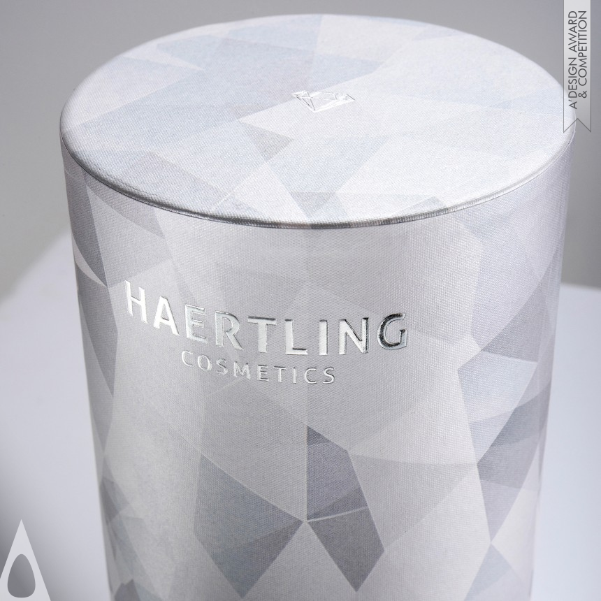 Theresa Lambrecht - Lambrechtdesign's Diamonds are Forever High fashion and luxury packaging