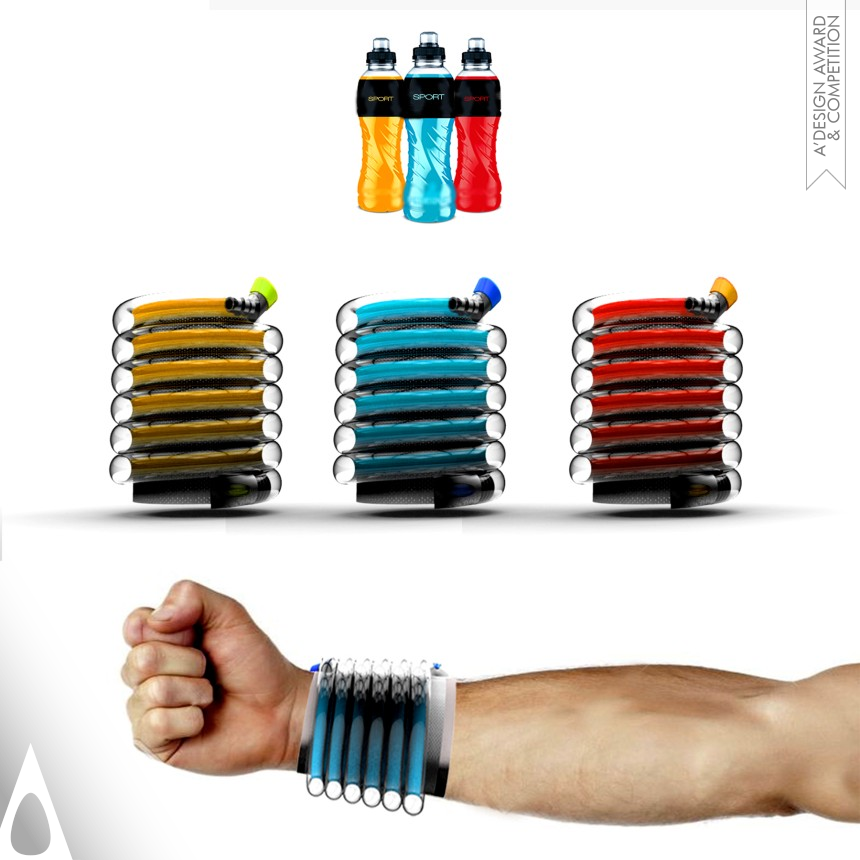 Csaba Tölgyesy Liquid storage bracelet