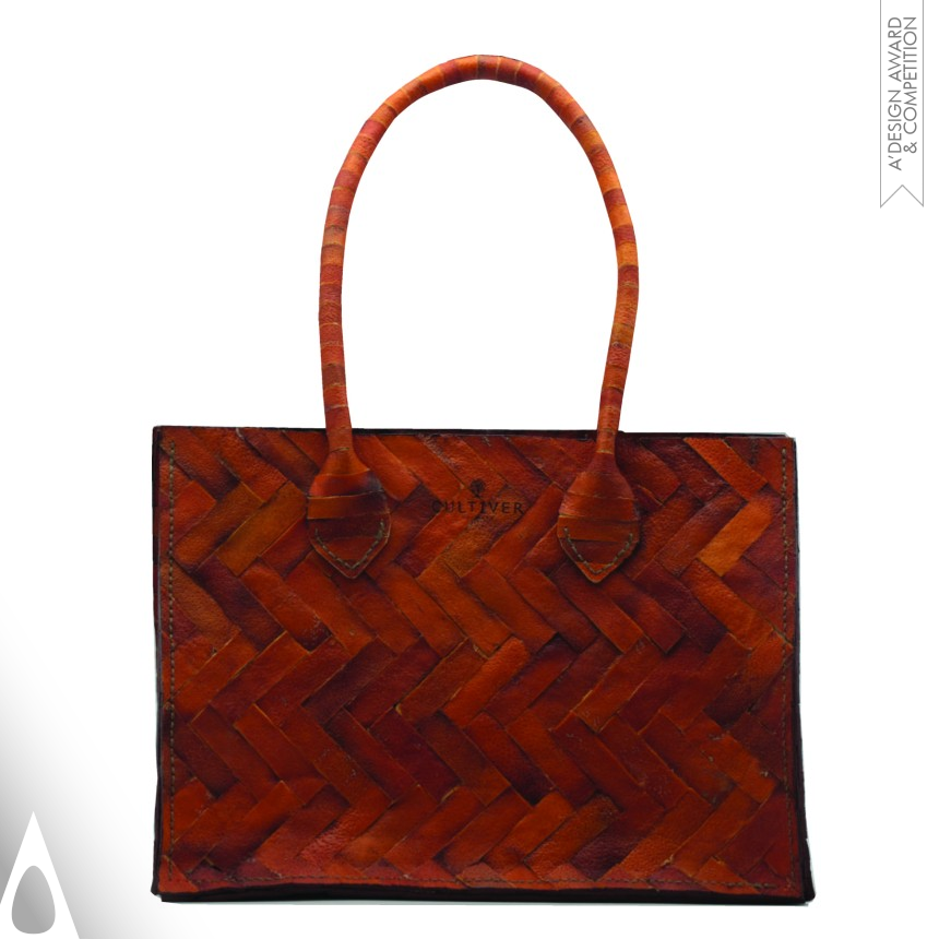 Leung Jia Jun and Weng Yi Xiang's Cultiver Orange handbag