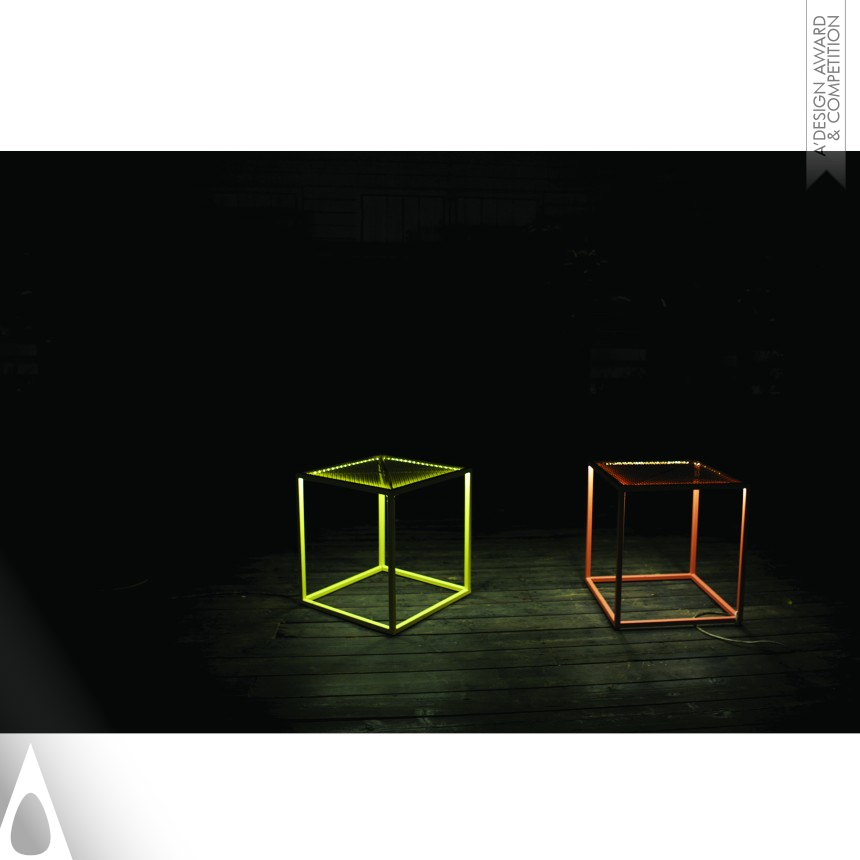 Sframe // Luce e Volume - Iron Lighting Products and Fixtures Design Award Winner