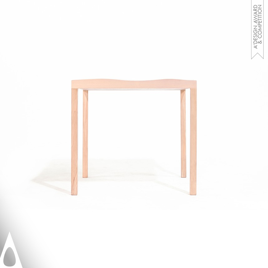 Paper Table designed by Xiaoming Li