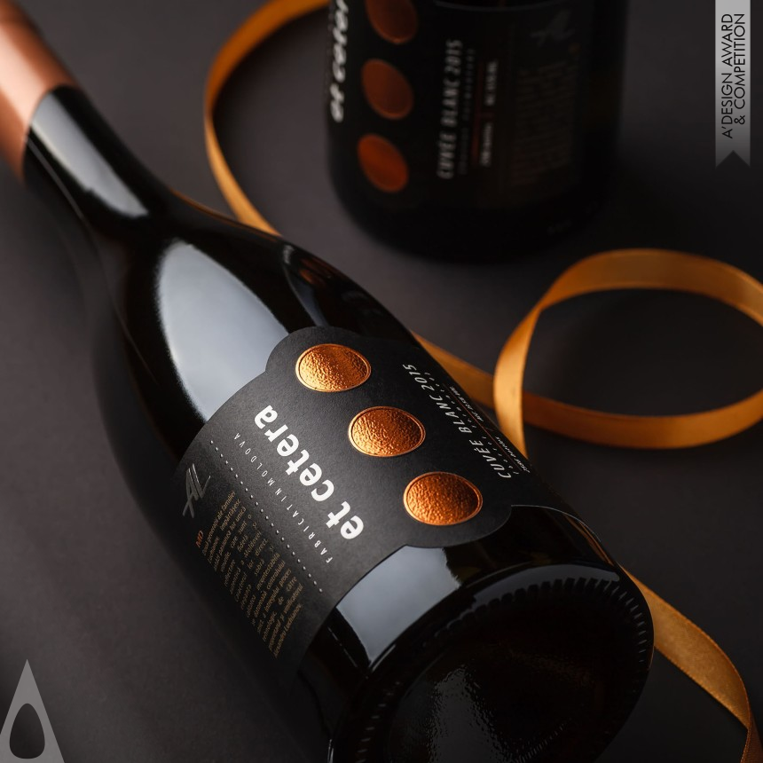 Golden Packaging Design Award Winner 2017 Et Cetera Premium Wine Label 