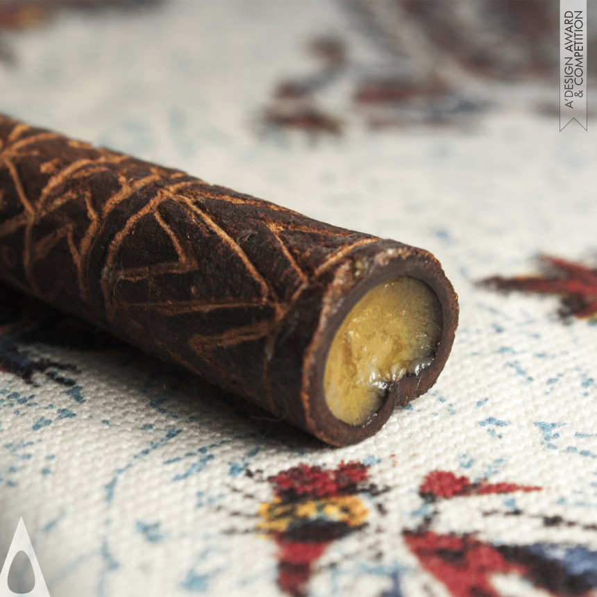 Ladan Zadfar Cinnamon Roll With Honey
