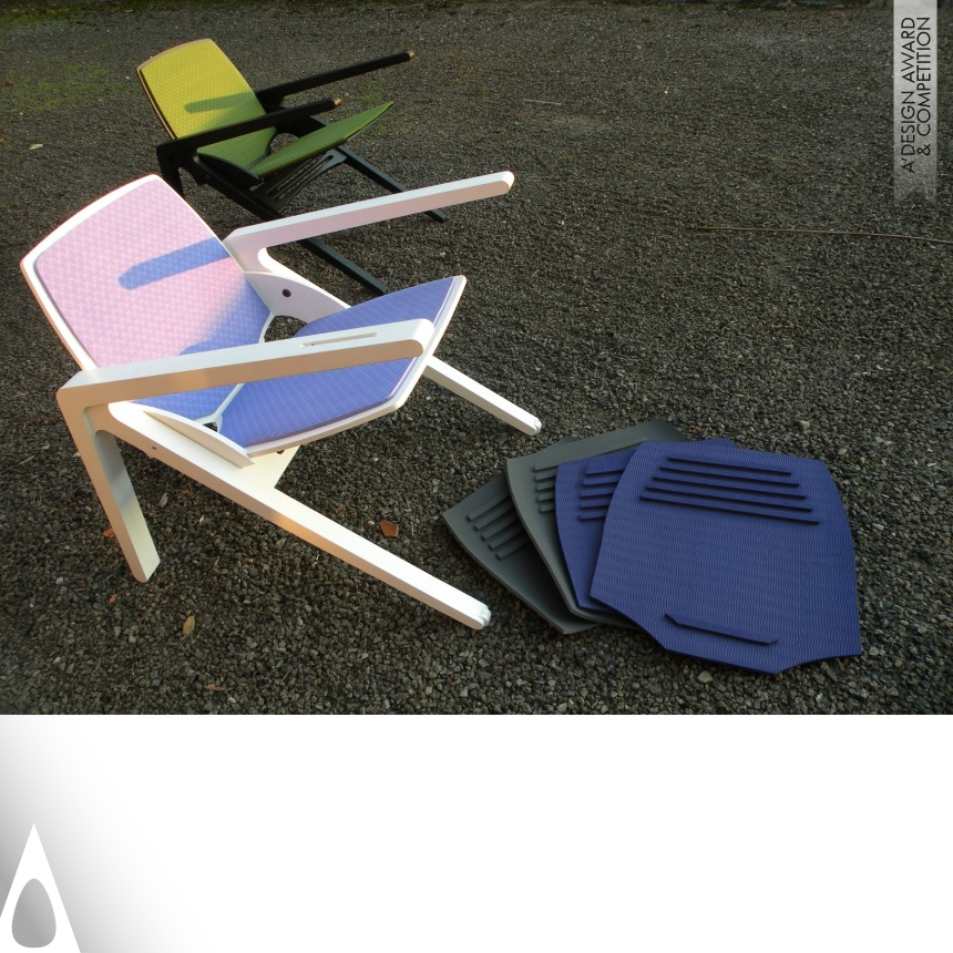 Rick Yestadt's y.o2 Zmart Convertible Chair