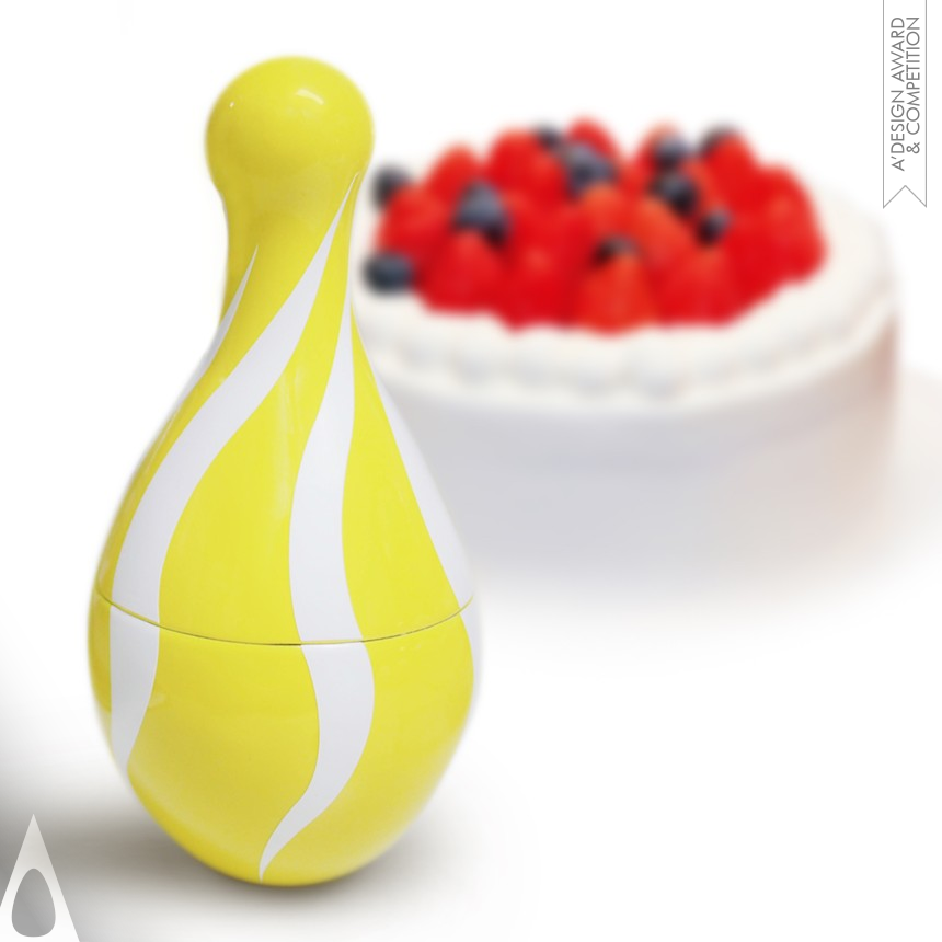 MARACA - Silver Bakeware, Tableware, Drinkware and Cookware Design Award Winner