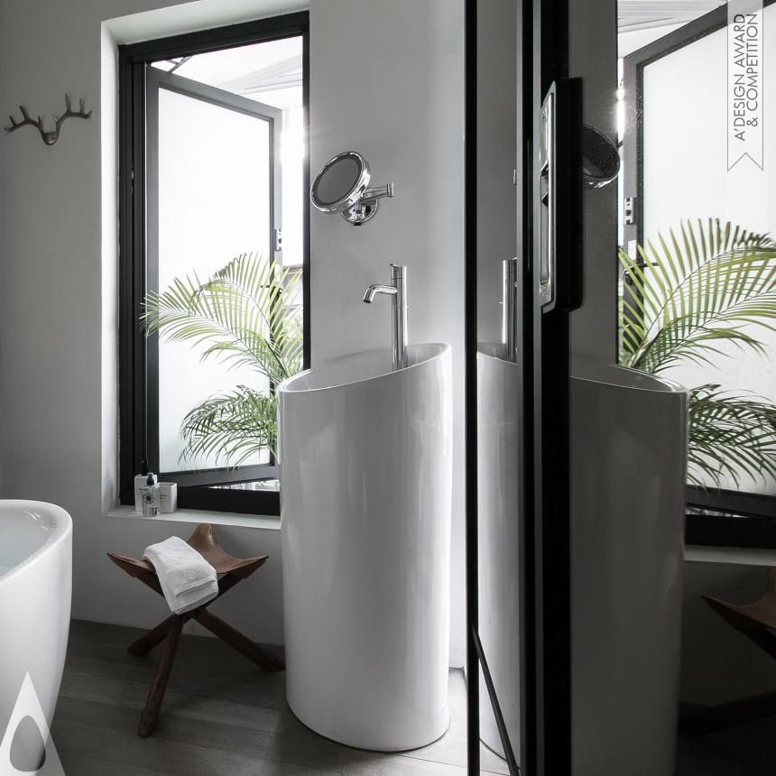 Huang Chih Pen and Lin Ya Ching's Naturally Home Interior Design