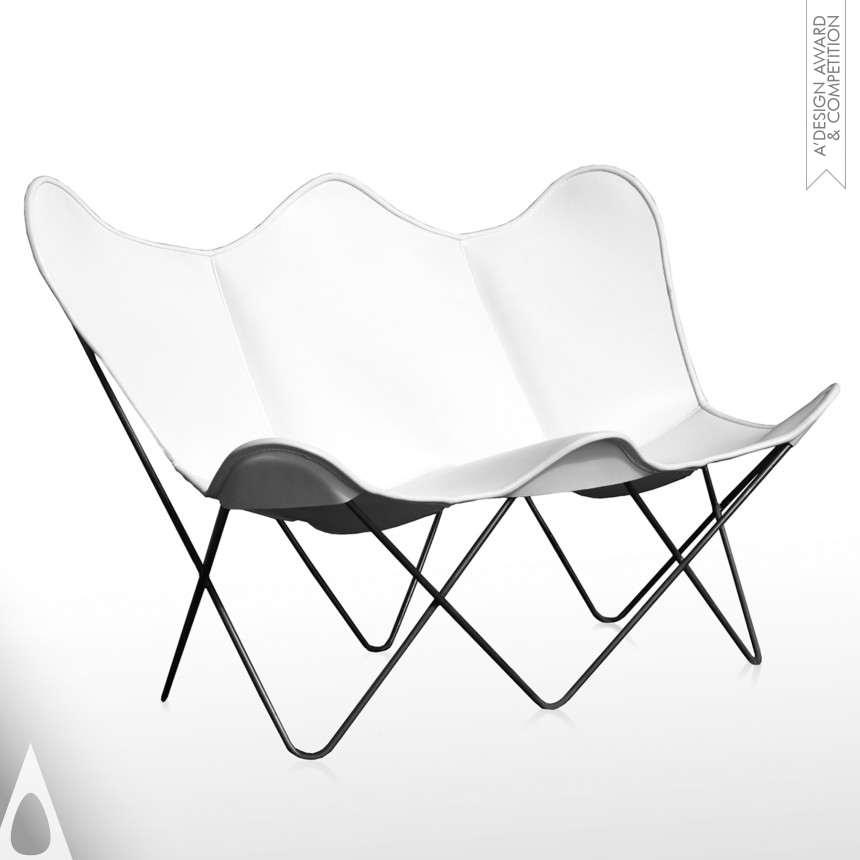 Butterfly Twin Chair designed by Bárbara Giménez Weinbaum