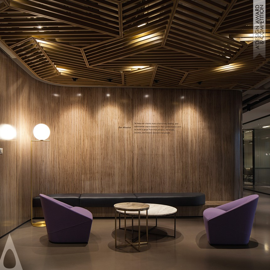 Bronze Lighting Products and Fixtures Design Award Winner 2017 International Management Consultant Working space 