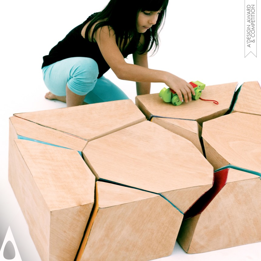 Quebra-Pedra Puzzle 3D - Iron Toys, Games and Hobby Products Design Award Winner